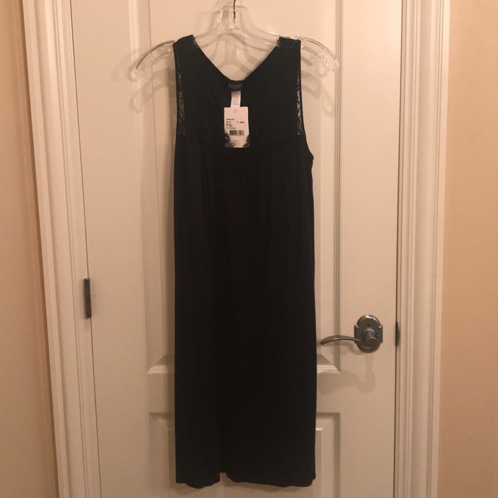 *NWT* Hanro of Switzerland Vivienne lace in M $180